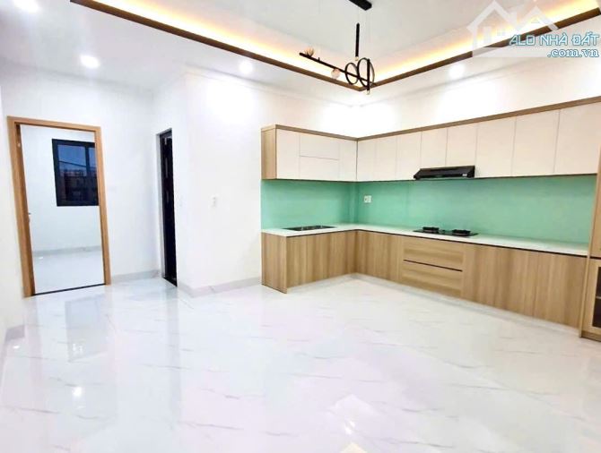 Nhà MT Định Hòa, DT 115M2, SHR, KHU AN NINH, NHỈN 3₫ TL NHANH - 3
