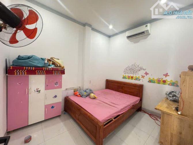 BÁN NHÀ LẦU SỔ RIÊNG GẦN CHỢ QUANG THẮNG, TRẢNG DÀI GIÁ CHỈ NHỈNH 2TỶ - 3