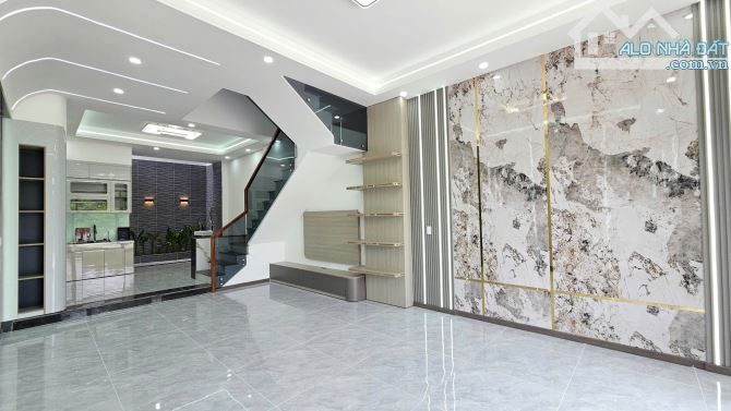 4,2Tỷ TL🔥Bán nhà 1 Trệt 2 Lầu_Ngang 4,7m_KDC Phú Hồng Thịnh 8, p.Bình Chuẩn, Tp.Thuận An - 3