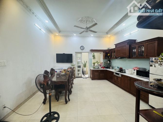 KHU VIP SÂN BAY-4 TẦNG-DT 6.5Mx15M-NGAY BẠCH ĐẰNG CÔNG VIÊN GIA ĐỊNH-KHU HIẾM NHÀ BÁN - 3