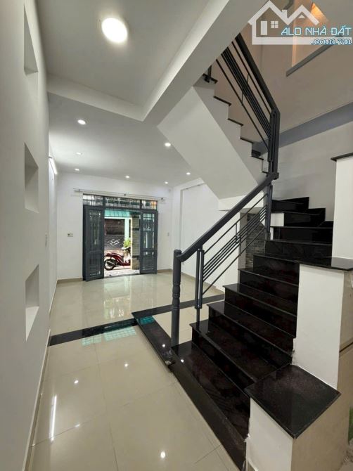 Bán gấp nhà 2 tầng Mặt Tiền hẻm  Đường Số 9, P. Trường Thọ, TP. Thủ Đức 5,9 TỶ - 3
