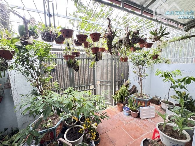 SẴN NHÀ CẤP 4 MỚI - SÁT DỰ ÁN TRƯỜNG ĐUA NGỰA - MẶT TIỀN ĐẸP Ô TÔ ĐỖ CỬA - 3