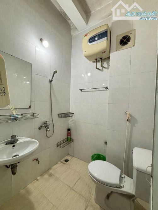 💥BÁN NHÀ YÊN LẠC 40M² – PHÂN LÔ BÀN CỜ – Ô TÔ TRÁNH – GIÁ CHỈ 12 TỶ TL!  🌟 Căn nhà siêu - 3