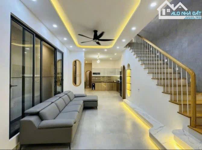 CẦN BÁN NHÀ 1 TRỆT 2 LẦU – NGUYỄN CỬU PHÚ, P. TÂN TẠO A,BÌNH TÂN – DT 80M² – NHÀ ĐẸP VÀO Ở - 3