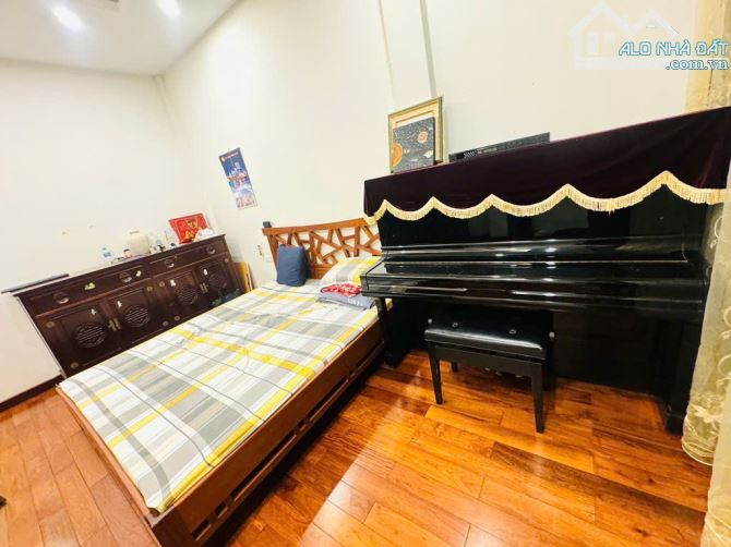 BÁN NHÀ CỔ NHUẾ 42M2, 4T, 4 NGỦ, SỔ ĐỎ, Ở NGAY, GIÁ TỐT VẪN CÓ THƯƠNG LƯỢNG - 3