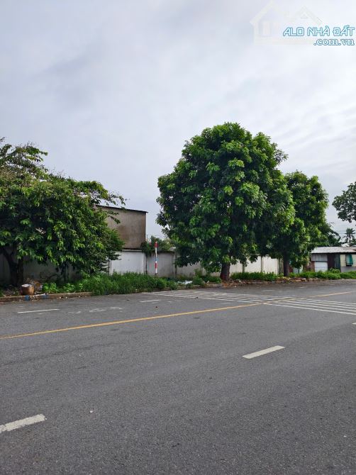 BÁN ĐẤT MẶT TIỀN – NGANG KHỦNG - 1300M2 44 TỶ, 3201M2 75 TỶ; 3082M2 80 TỶ - 4