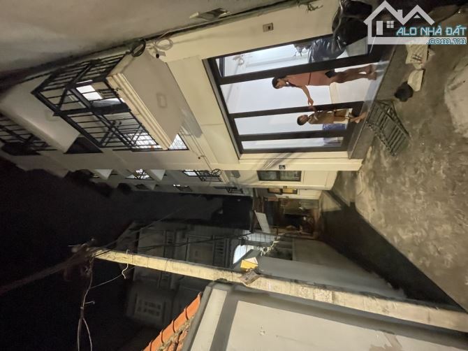 NHÀ TÂY TỰU 35M- 4 TẦNG 5.5 tỷ, GẦN ĐẠI HỌC CÔNG NGHIỆP B  + Gần chợ, trường cấp 1,2 Mầm n - 4