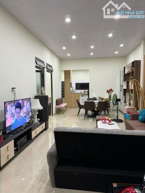 NHÀ TRỆT XINH XẮN 130m2 góc 2mt ngang 9.5 hạ chỉ 6.9 tỷ - 4
