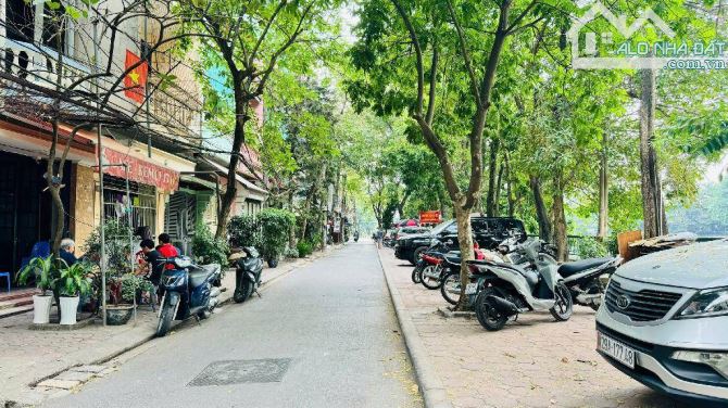 KIM ĐỒNG 48m- nhỉnh 16 tỷ - PHÂN LÔ Ô TÔ - THANG MÁY - FULL NỘI THẤT VIP - VÀI BƯỚC RA HỒ. - 4