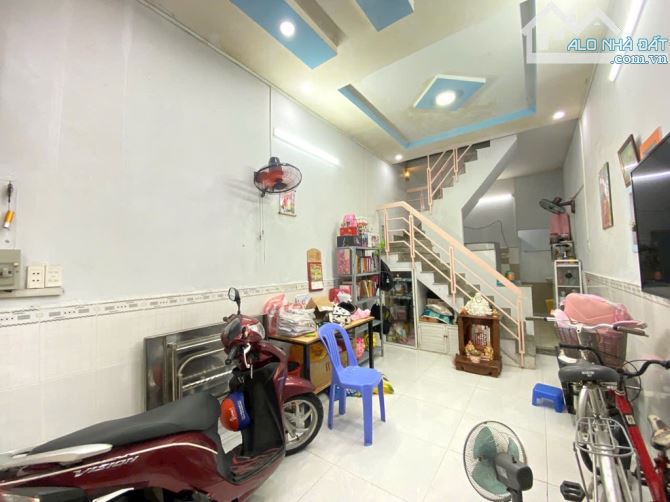 Bán nhà Bùi quang Là, Phường 12, Gò Vấp, TPHCM, 32m2, giá 3,9 Tỷ - 4