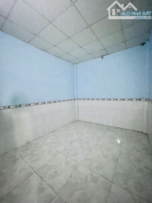 CỰC NGON - NHÀ CẤP 4 HẺM XE HƠI THÔNG TRỊNH THỊ DỐI ĐÔNG THẠNH HÓC MÔN GIÁ RẺ 3,5 TỶ - 4
