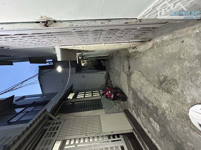 CHÍNH CHỦ BÁN GẤP NHÀ ĐẸP DIỆN TÍCH RỘNG HUỲNH TẤN PHÁT, TT NHÀ BÈ  Diện tích: 108m² (Ngan - 5