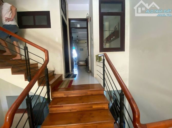 SIÊU PHẨM 4 TẦNG MẶT TIỀN DƯƠNG THỊ XUÂN QUÝ - GẦN CHỢ BẮC MỸ AN - 5