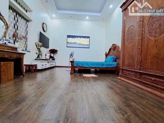 giảm chào giá mới 500tr Cần bán gấp nhà phố Phạm Hồng Thái 40m  4 tang 7mt  9.5 tỷ Ba Đình - 5