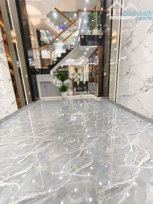 NHà Bán , Thạnh Xuân 38. 4m x 12.5m, thực tế 259m2, 5 Tầng , giá 6.1 tỷ - 5