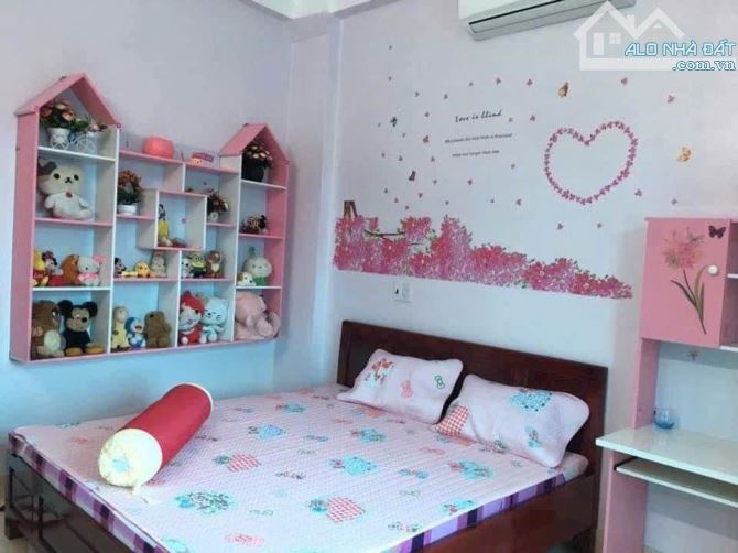 HẼM XE TẢI BỰ NHỨT TRỤC KHÁNH HỘI KHÁNH HỘI THÔNG SANG ĐƯỜNG SỐ KHÔNG QUY HOẠCH KHÔNG LỘ G - 6