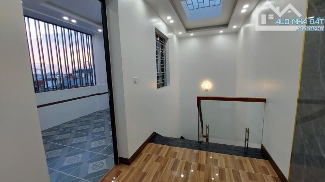 Bán nhà 4 tầng tại Đà Nẵng , Càu Tre ,Ngô Quyèn GIÁ 4TY650 - 6