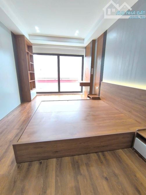 Bán nhà Sài Đồng,Long Biên 7 tầng,38m oto tránh nhỉnh 10 tỷ - 6