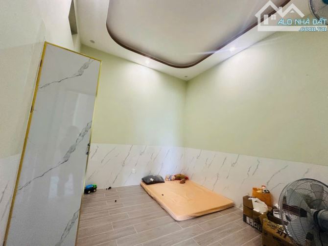 Nhà mặt tiền kinh doanh KDC Thuận Giao, phường Thuận Giao, TP Thuận An. 15 tỷ - 7