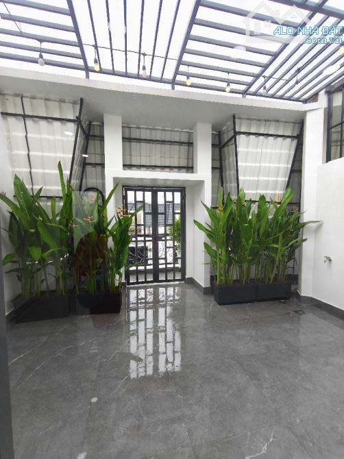 NHà Bán , Thạnh Xuân 38. 4m x 12.5m, thực tế 259m2, 5 Tầng , giá 6.1 tỷ - 7