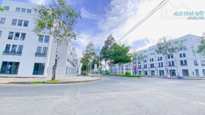 Cho thuê đất ngang 10m  khu Ngân Thuận 8 triệu - 7