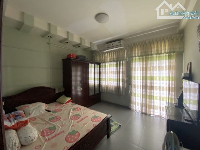Mặt tiền đường số 17 P.11 GV, 4 tầng 76m2, SHR chỉ 12 tỷ - 7
