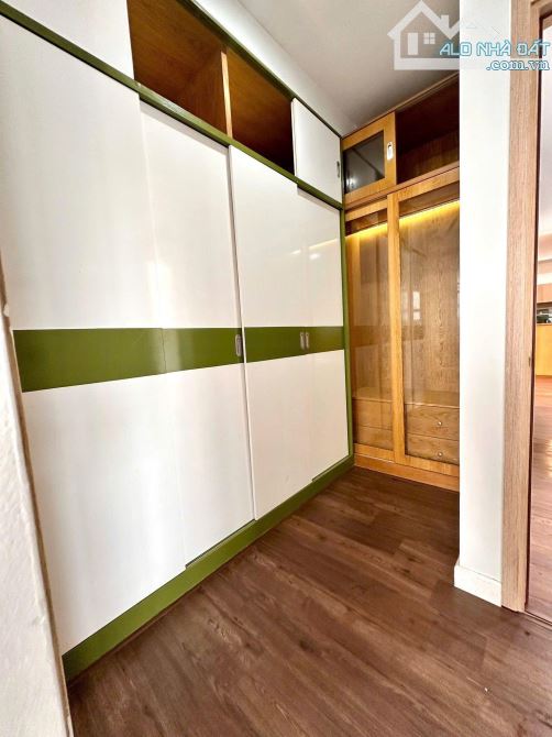Satra Eximland,Phan Đăng Lưu,Phú Nhuận: 98m2, 2p ngủ lớn,NTCC,18tr/th - 7