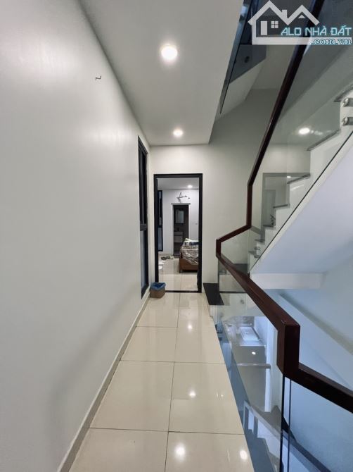 SIÊU PHẨM NHÀ PHỐ 4 TẦNG 60M2 HẺM XE HƠI PHƯỜNG 15 GÒ VẤP CHỈ 7,2 TỶ  Diện tích ngang chuẩ - 8