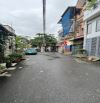 Bán đất Xuân Phương, 96m2, 3 tầng, gần phố, ô tô vào nhà, giá nhỉnh 10,5 tỷ.