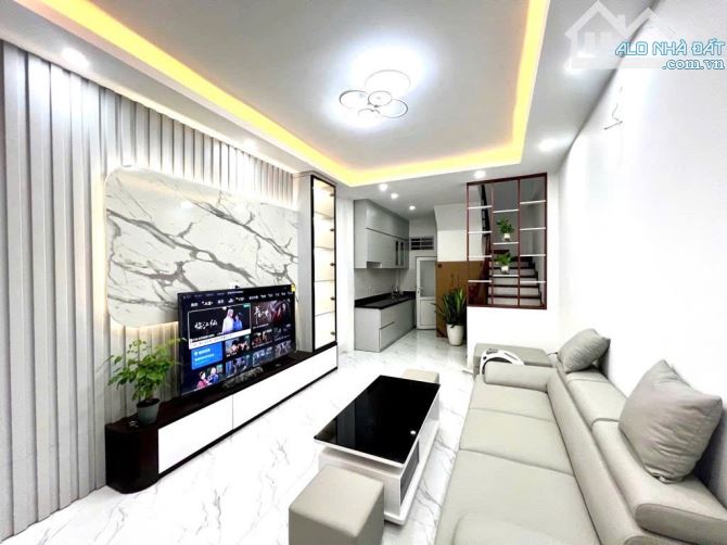 Lõi Cầu Giấy, ngõ nông rộng, nhà đẹp, xung quanh toàn trường ĐH lớn