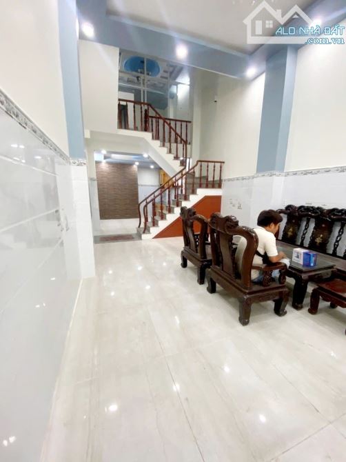 MẶT TIỀN KINH DOANH - ĐANG CHO THUÊ CHDV - 5 TẦNG 7 PN - 6.X tỷ