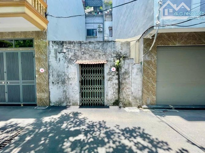 Bán 46m2 đất mặt ngõ ô tô, kinh doanh tại phố Nguyễn Lân, Thanh Xuân, sổ đỏ nở hậu,