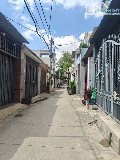 Bán nhà C4 hẻm 5m thông đường TTN02 DT 5.45x27m giá 9.12 tỷ - 1