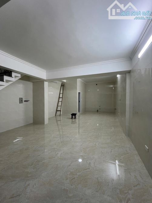 BÁN NHÀ MẶT NGÕ THÔNG VŨ TÔNG PHAN –Ô TÔ KINH DOANH SẦM UẤT – 2 MẶT THOÁNG – 60M² – 14 TỶ