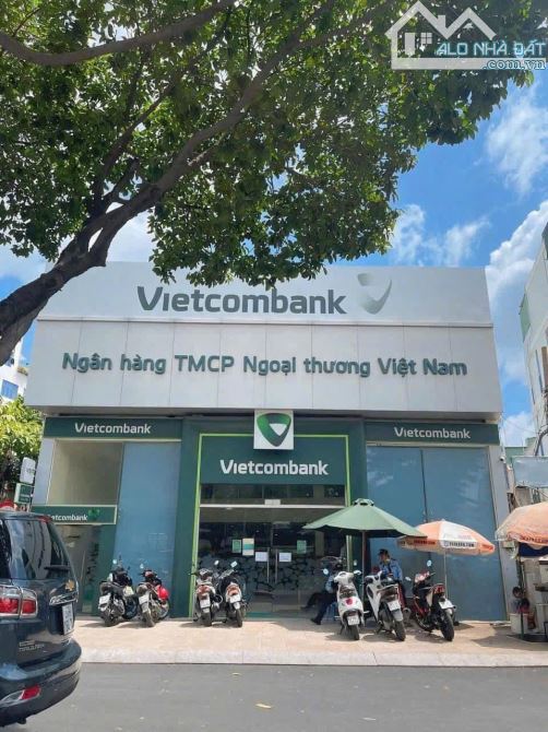 Bán đất tặng nhà 2 tầng đang có HĐT 120 tr/th  MT Điện Biên Phủ, Q Bình Thạnh,DT 12 x 22m
