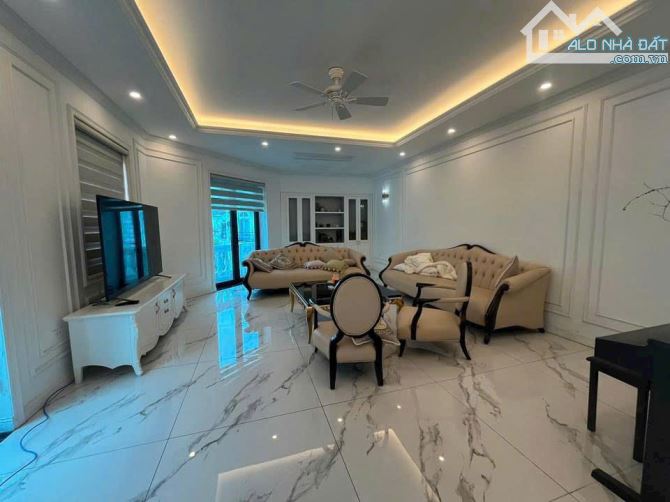 Bán liền kề Văn Phú, hoàn thiện thang máy, vỉa hè, kinh doanh 80m2*5T giá chỉ 19.5 tỷ!
