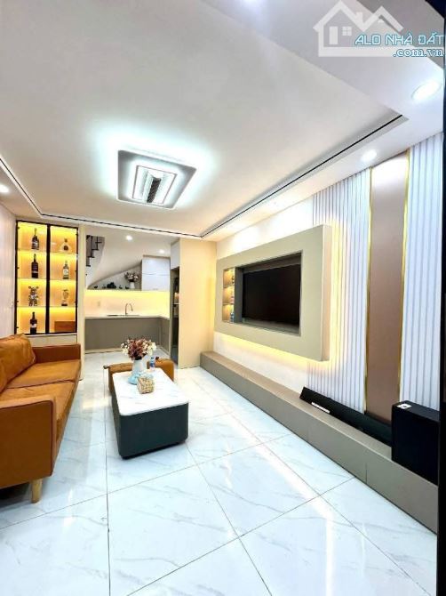 💥💥💥 KHU VỰC HOÀNG TĂNG BÍ, ĐÔNG NGẠC THỤY PHƯƠNG, CỔ NHUẾ NHÀ 33M GIÁ 5.6 Tỷ.