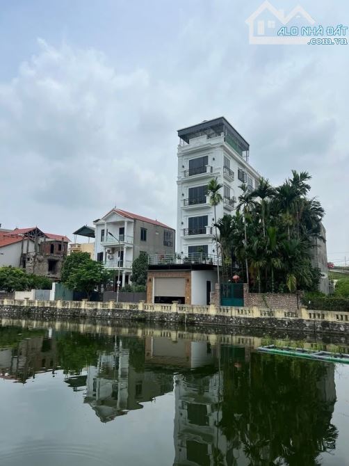 BÁN GẤP NHÀ LIÊN MẠC - VIEW HỒ - Ô TÔ VÀO NHÀ - 65M2 - 7.9 TỶ