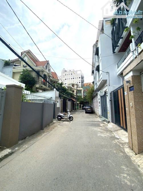 Bán nhà HẺM XE HƠI thông Nơ Trang Long Bình Thạnh, 4 tầng, mặt tiền khủng long, nhích 8 tỷ