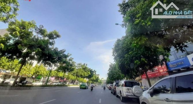 👨‍👩‍👧‍👦 TỔ ẤM DÀNH CHO GIA ĐÌNH 3 THẾ HỆ - 5 TẦNG - 76M2 - NGUYỄN KHÁNH TOÀN