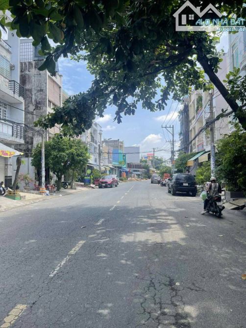 GIÁ CỰC TỐT- BÁN NHÀ MẶT TIỀN KINH DOANH KHU TÊN LỬA GÂN AOEN MALL-3 TẦNG- CHỈ 8TY8