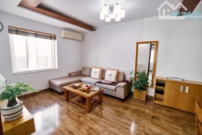 Bán KS căn hộ 300m x 9 tầng x 26 phòng đủ pccc tại Trần Phú. Giá 40 tỷ