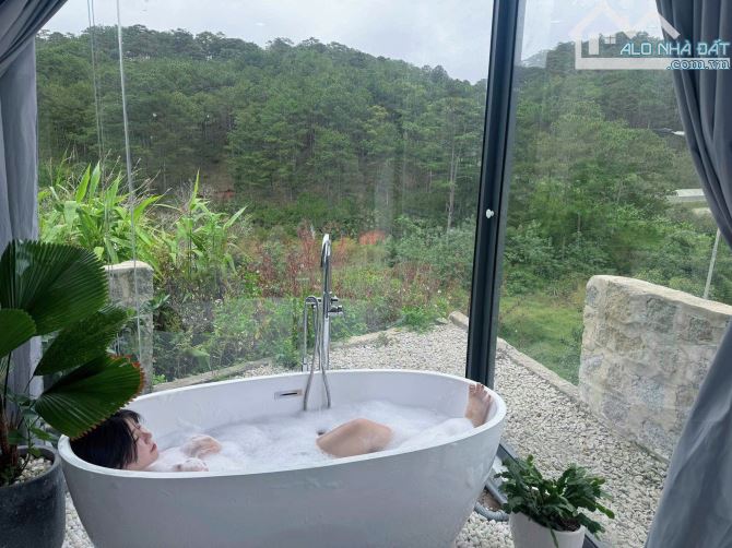 Bán khách sạn 10PN, 11WC, 250m2 tại Hoàng Hoa Thám, P10, Đà Lạt, 13,5 tỷ VND