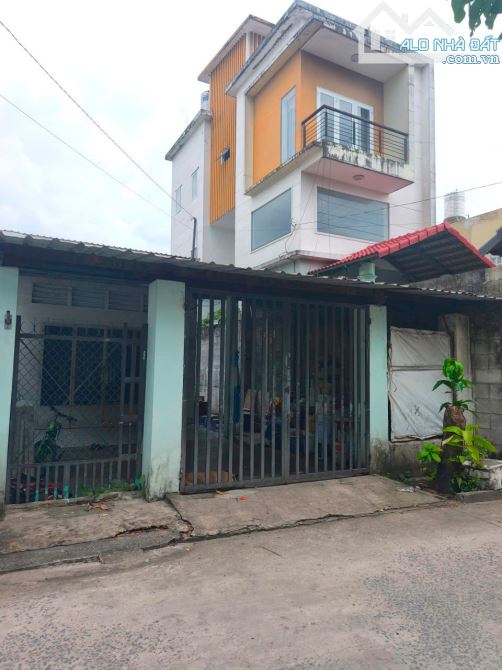 BÁN NHÀ CẤP 4 HUỲNH THỊ HAI TCH QUẬN 12 GIÁ RẺ 6.39 TỶ - 8