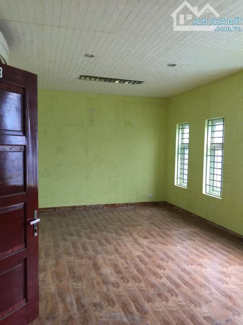 Cho thuê tầng 1 riêng biệt 50m2,MT 5m tại Nguyễn Lương Bằng – Đống Đa, giá 35tr/tháng