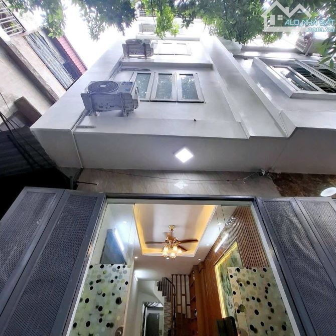 Bán nhà đẹp - Tặng nội thất - Phố Trương Định 39m 5 tầng - Căn góc 6.35 tỷ