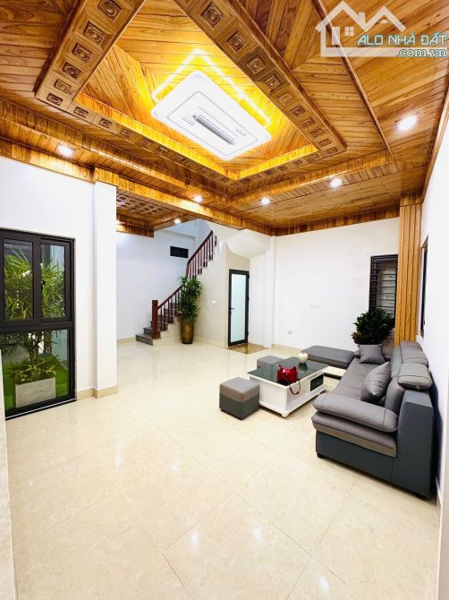 BÁN NHÀ NGUYỄN VĂN LINH, DT 58M x 4 TẦNG, CHỈ NHỈNH 6 TỶ, CỰC HIẾM TRONG TẦM GIÁ