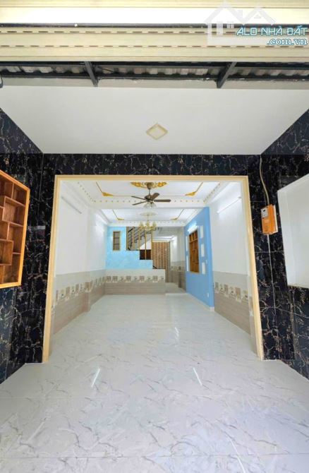BÁN NHÀ ĐẸP SÁT TÂ.N KỲ TÂN QUÝ - HẺM XE HƠI - ( 4X15M )