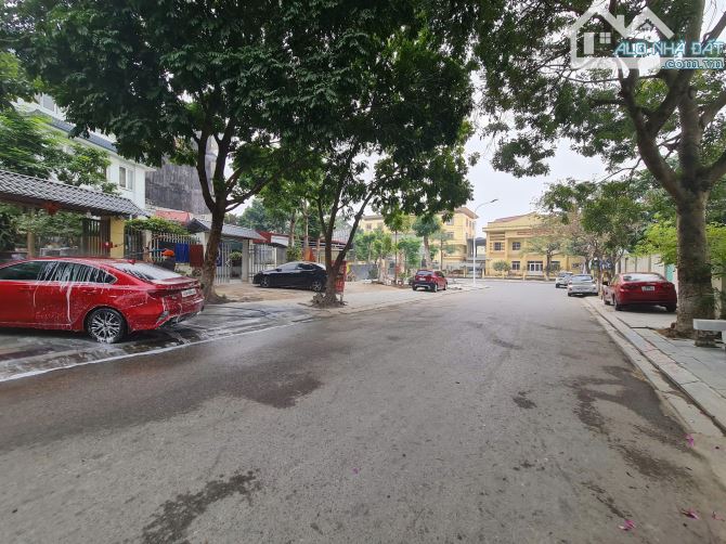 💥Bán Nhà 2 tầng kinh doanh p. khai quang, Vĩnh Yên. Sử dụng 140m2