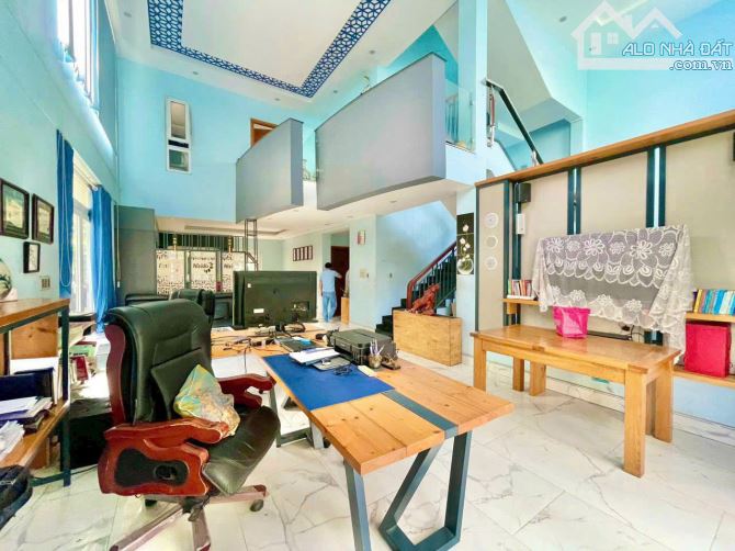 Bán nhà biệt thự View sông Sài Gòn đường Phạm Văn Đồng gần Gigamall Thủ Đức (237m2) 45 tỷ - 11